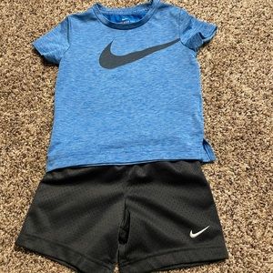 Nike 2T outfit